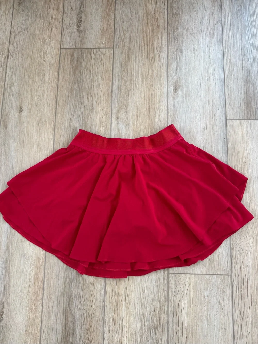 lululemon athletica Red Court Rival  Skirt